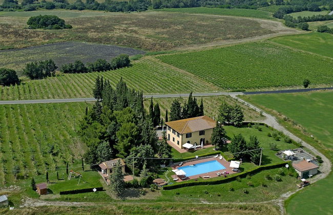 Holiday Home in Orciatico With Pool & BBQ - Foto 9