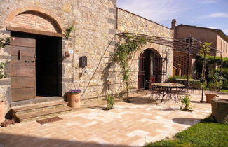 Photo 2 - Agriturismo Borgo Santa Maria