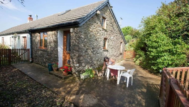 Foto 1 - Inviting 2-bed Cottage in Newcastle Emlyn