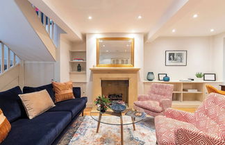 Photo 1 - JOIVY Stunning 3BR house near Regents Park& Baker Street