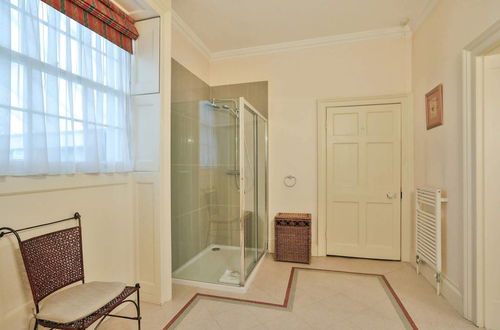 Photo 35 - Luxury and Modern Bayswater Apartment