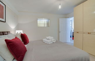 Photo 3 - Newark House - 2 Bedroom Apartment