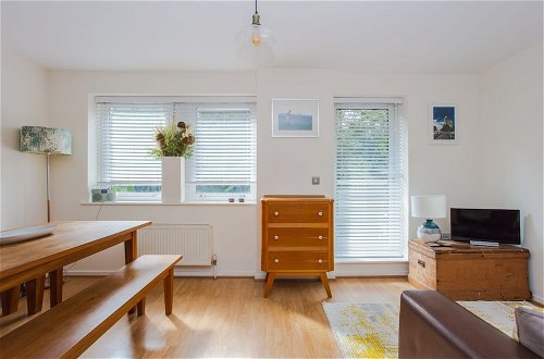 Photo 14 - 1 Bed with Balcony by Broadway Market & Columbia Road