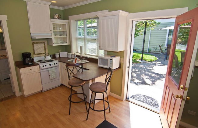 Lori Lanes 'romeo Cottage' ~ 2 Bedroom ~ Downtown - Foto 6