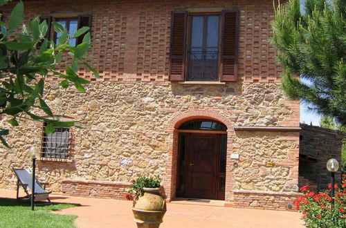 Photo 20 - Country House in Chianti With Pool ID 33