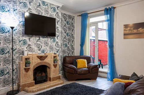 Photo 20 - Captivating 5-bed House in Horwich Bolton