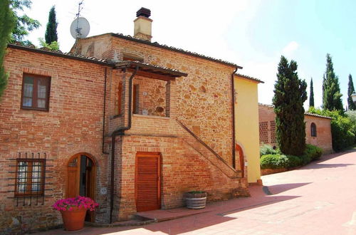 Photo 16 - Country House in Chianti With Pool ID 37