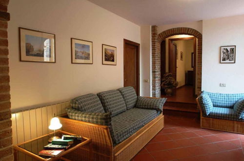 Photo 20 - Country House in Chianti With Pool ID 37