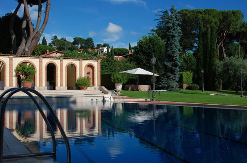 Photo 10 - Near Rome Villa Pool Tennis Courts Perfect Family Reunion or Off-site Meeting