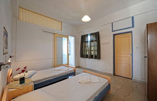 Photo 3 - Sirena Apartments