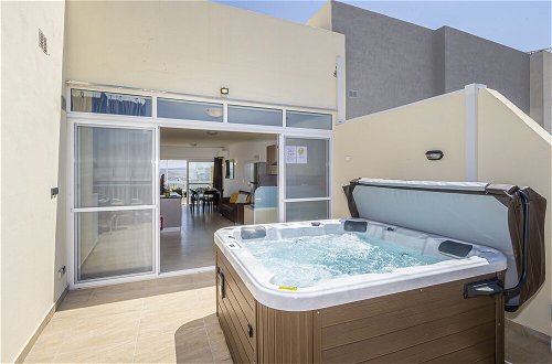 Photo 21 - Summer Breeze Penthouse with large Terrace and Hot Tub by Getaways Malta