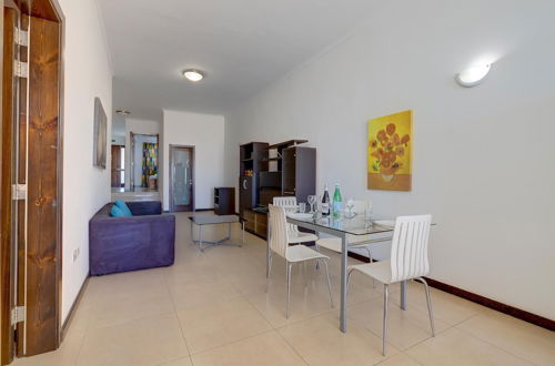 Photo 3 - Modern 2 Bedroom Maisonette in Central Sliema