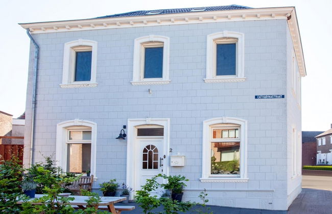 Charming Villa Near Maastricht and Hillside - Foto 46