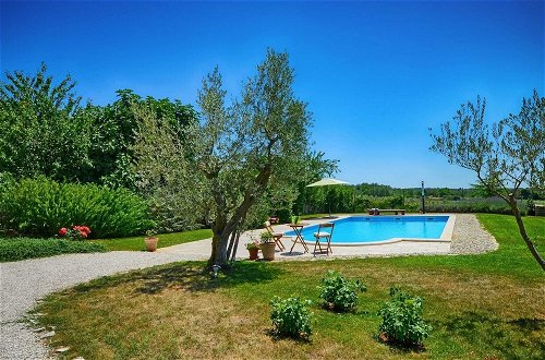 Foto 25 - Spacious Villa in Kringa Croatia With Private Pool
