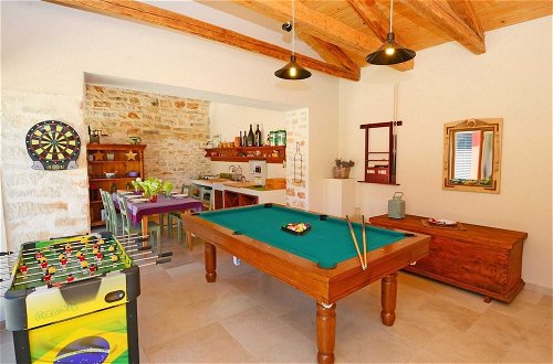 Foto 29 - Spacious Villa in Kringa Croatia With Private Pool