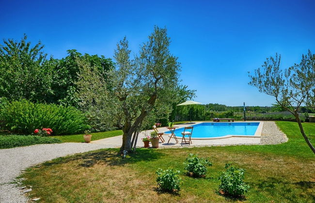 Spacious Villa in Kringa Croatia With Private Pool - Foto 29
