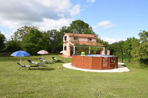 Photo 20 - Tranquil Holiday Home in Pula With Swimming Pool