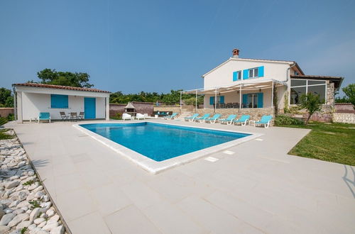 Photo 15 - Villa Tanga near Rovinj with Pool