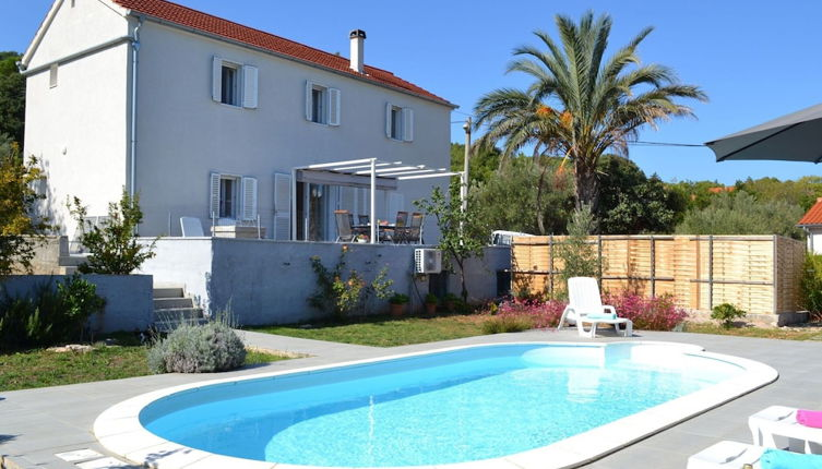 Photo 1 - Lovely Island House With Private Swimming Pool, Garden, Bbq, Near the Sea