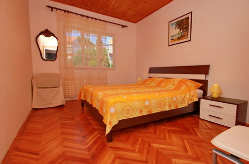 Photo 2 - Villa Antea - 80 m From the Beach - H