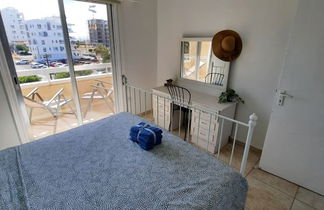 Photo 3 - Sea-Esta Seaview Apartment