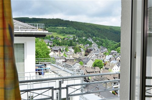 Foto 12 - Large Apartment in Willingen With Balcony