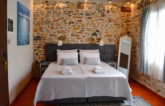 Photo 3 - Castro Rooms Chios