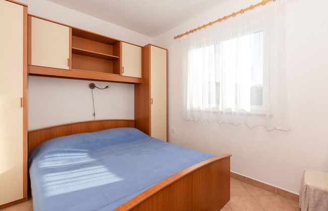 1-bedroom Apartment in Krk - Steps From the Beach! - Foto 2