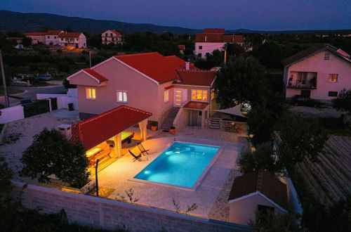 Foto 62 - Villa in Pridraga With Swimming Pool and 5-person Jacuzzi