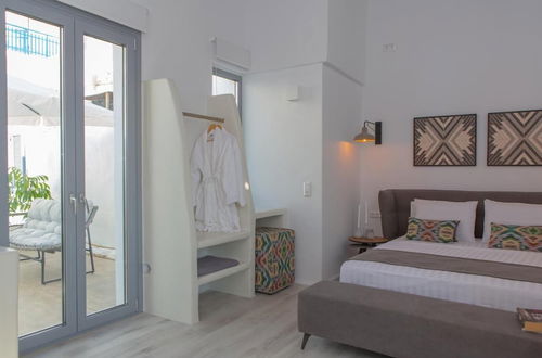 Photo 10 - Naxos Riviera Suites