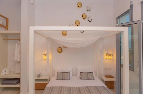 Foto 4 - Naxos Riviera Suites