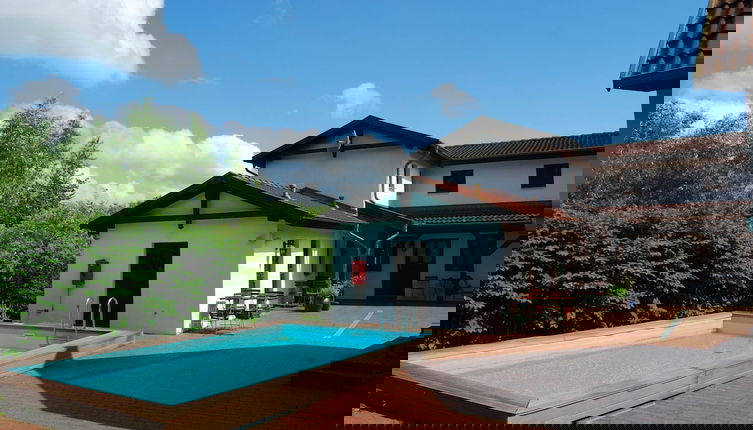 Photo 1 - Schoenes Ferienhaus in Dargun mit Pool