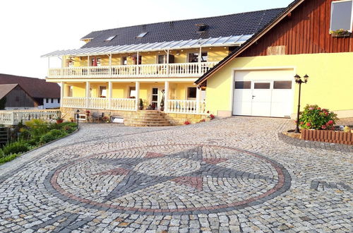 Photo 2 - Picturesque Apartment in Lichtenhain With Pond