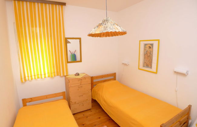 Apartment for six Persons With Three Bedrooms and Internet - Foto 3