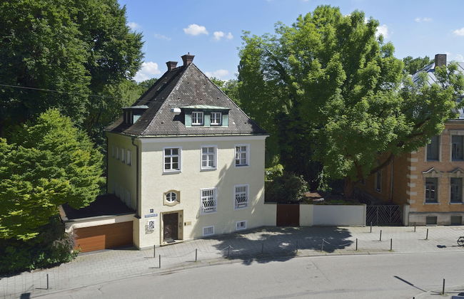 Residenz am englischen Garten - Photo 1