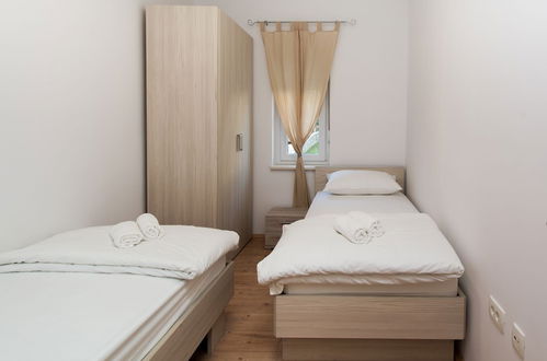 Photo 10 - Cezar Luxury Apartments