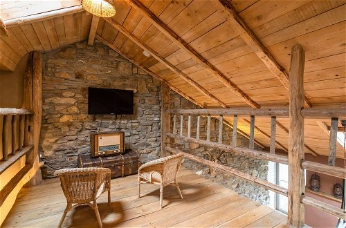 Photo 20 - Beautiful Holiday Home with Hot Tub, Sauna & Monumental Fireplace
