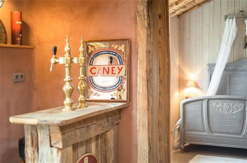 Photo 25 - Beautiful Holiday Home with Hot Tub, Sauna & Monumental Fireplace