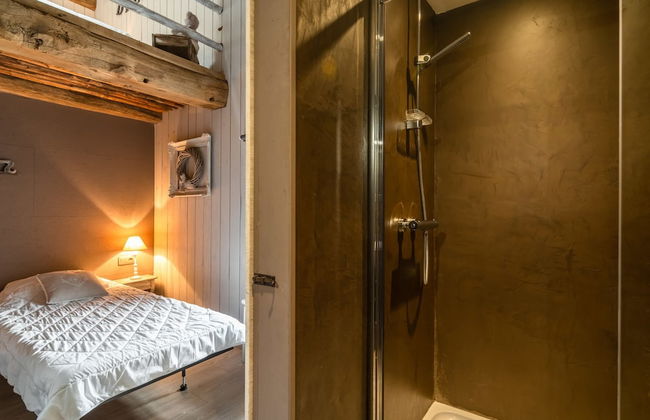 Beautiful Holiday Home with Hot Tub, Sauna & Monumental Fireplace - Foto 12