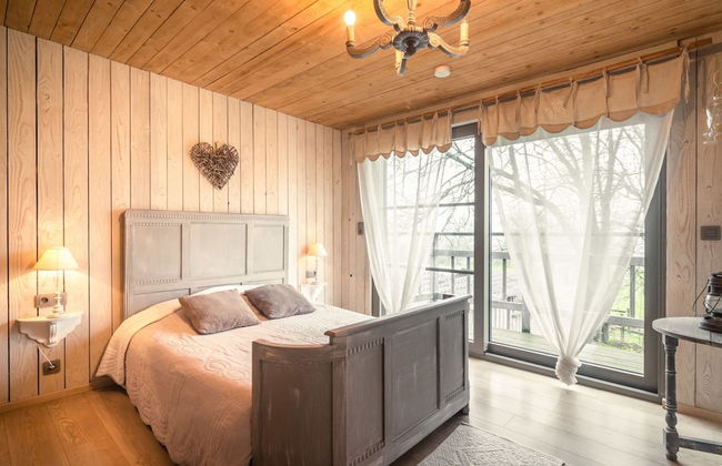 Beautiful Holiday Home with Hot Tub, Sauna & Monumental Fireplace - Foto 5