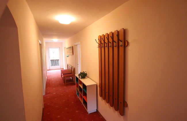 Huge Holiday Home in Hopfgarten im Brixental near Ski Lift - Photo 22