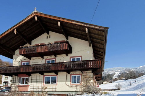 Foto 32 - Huge Holiday Home in Hopfgarten im Brixental near Ski Lift