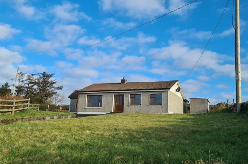 Photo 1 - Mourneen Cottage, Cleggan