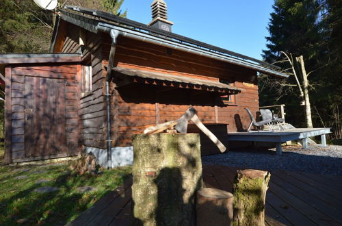 Photo 15 - Rustic Chalet, Ultimate Relaxation in the Forest