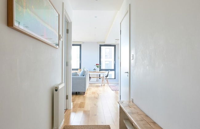 Beautiful 1 Bedroom With Balcony Near Mile End - Photo 4
