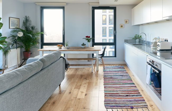 Beautiful 1 Bedroom With Balcony Near Mile End - Photo 8