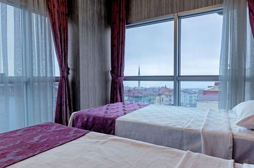 Photo 11 - Royal Babil Suites