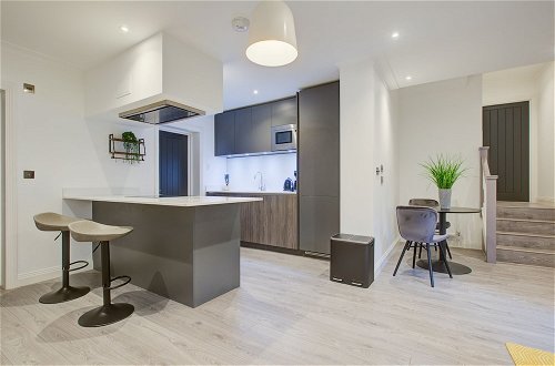 Foto 8 - Charming 2-bed Apartment in London