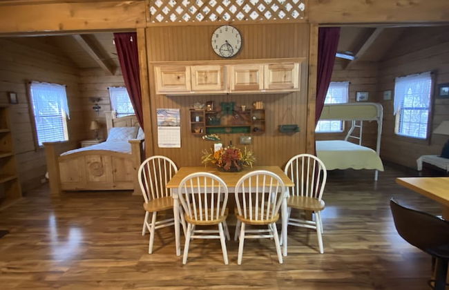 A Peace of Heaven Cabins - Photo 7