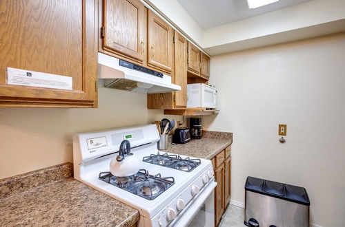 Photo 7 - 36SLL - Convenient - Economical - Kitchen - Sleeps 6